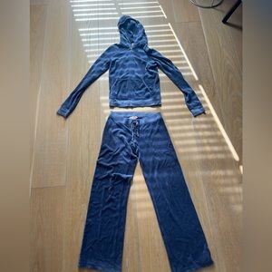 Juicy Couture terry cloth sweatsuit - top is a small bottoms are petite